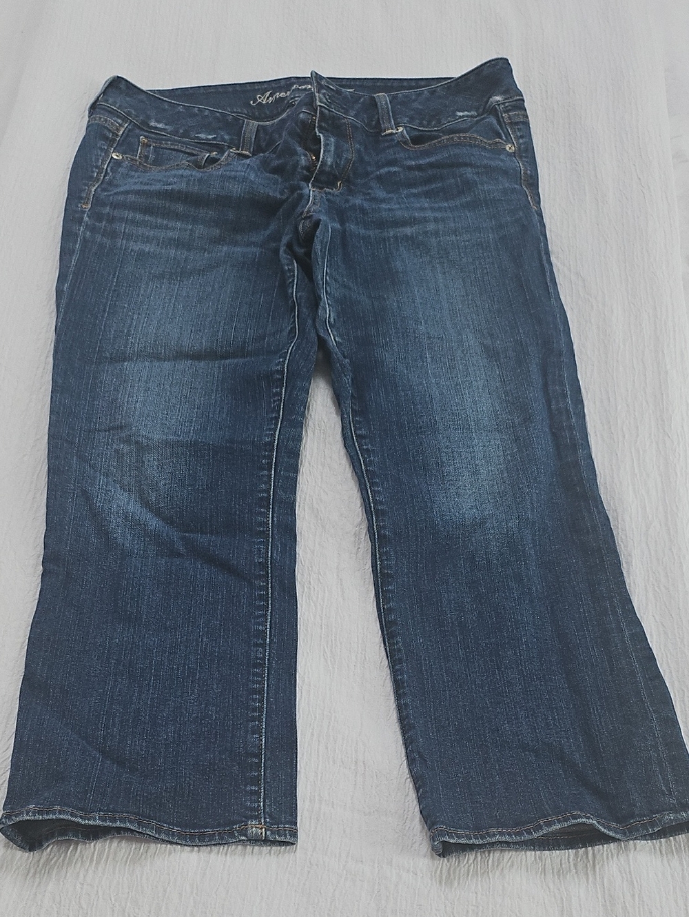 American Eagle Outfitters Dark Blue Crop Jeans